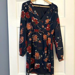 Lulu's blue floral dress, cross chest elastic waist mini dress Size S